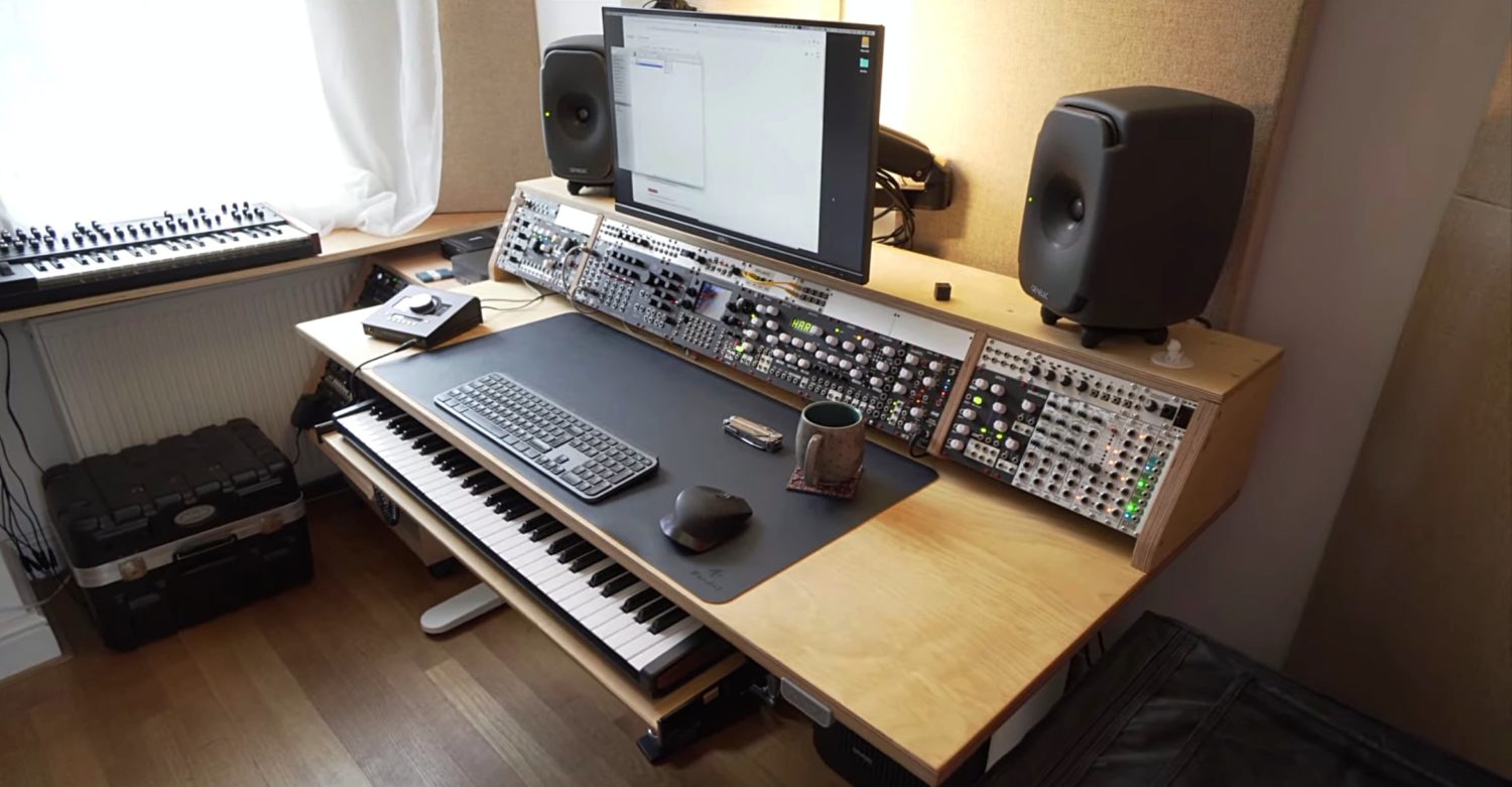 Electronic digital Equilibrium Center: Exploring the possibility of Music Studio Workstations